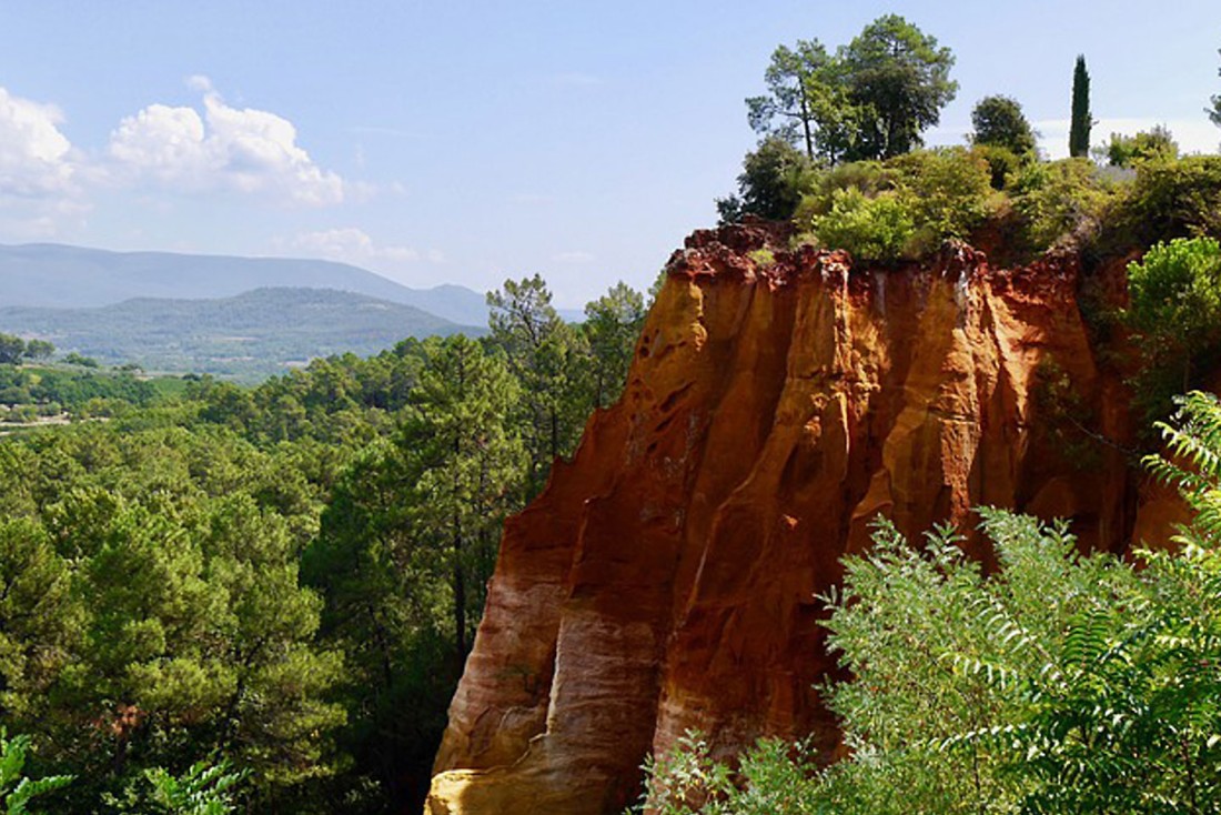 Carri&egrave;res d'orcres de Roussillon